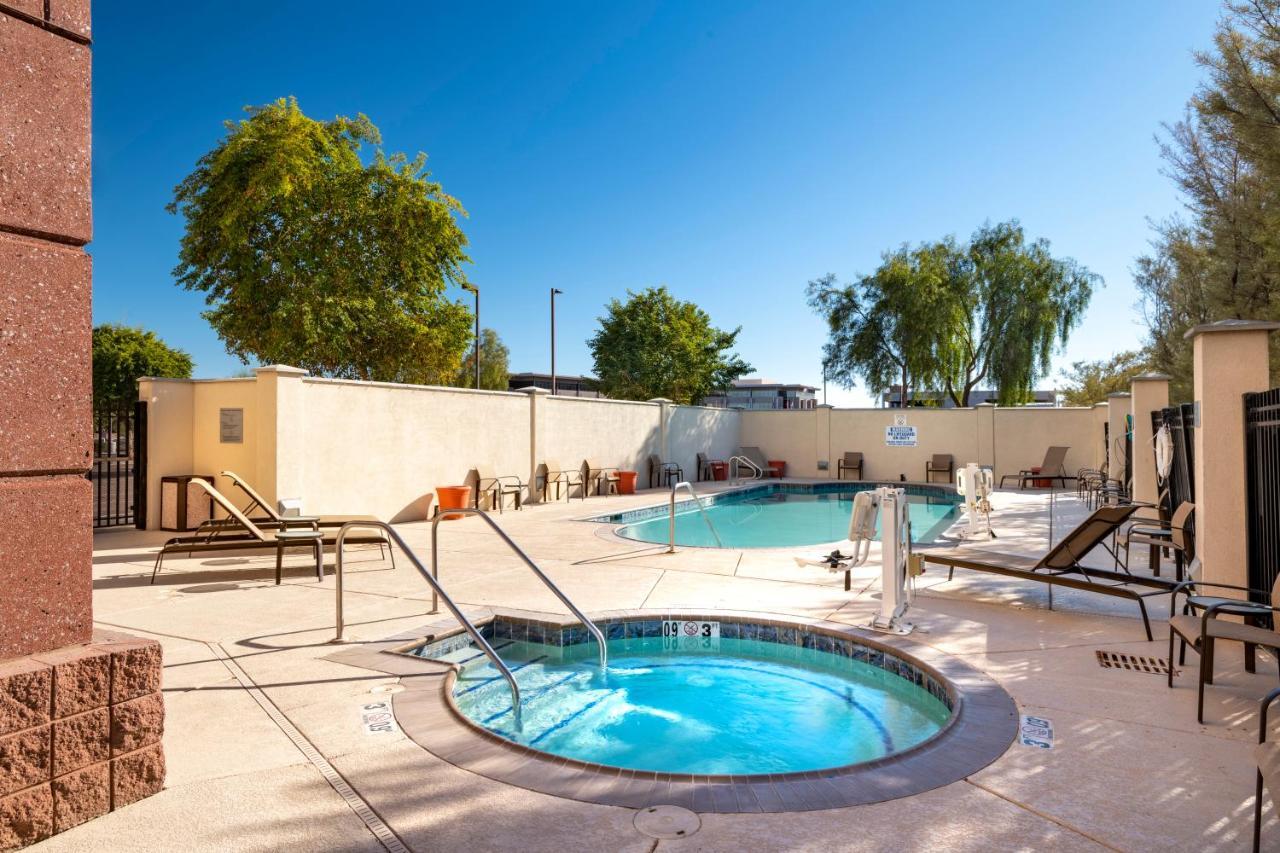 Courtyard Phoenix Chandler/Fashion Center מראה חיצוני תמונה